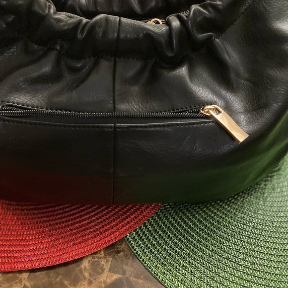 Black hobo-style handbag 🖤 Faux Leather… - Picture 6 of 16